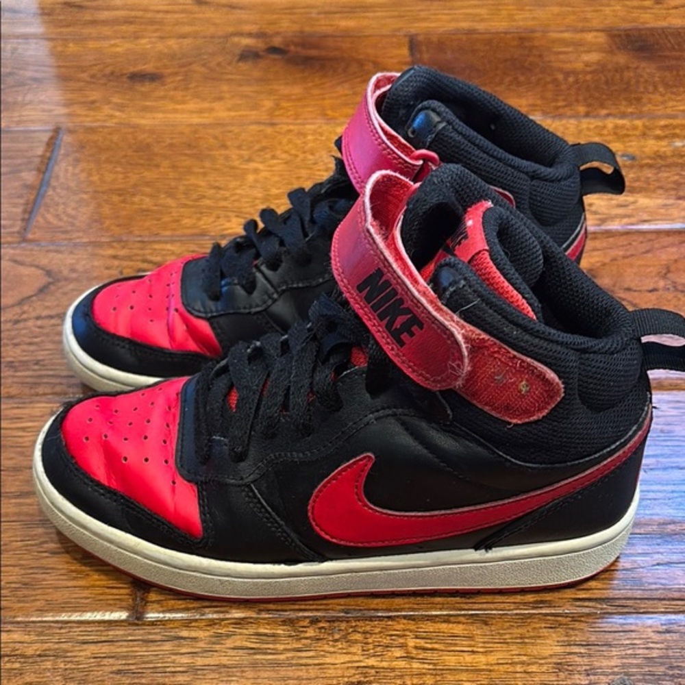 Nike Borough Kids Red and Black High-Top Sneakers